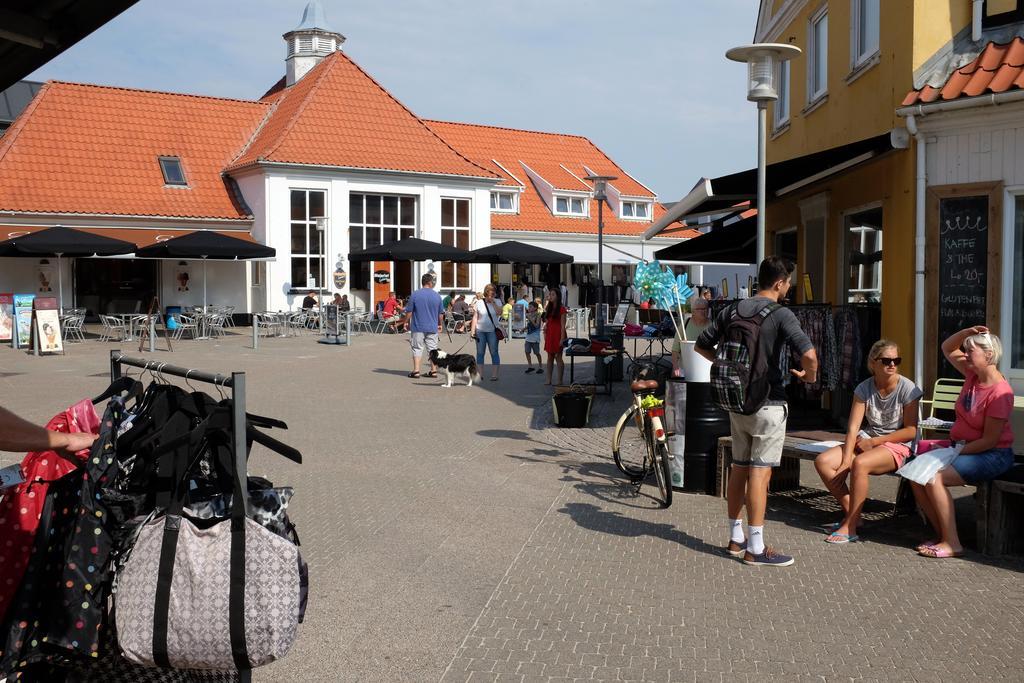 Lokken Hostel Exterior photo
