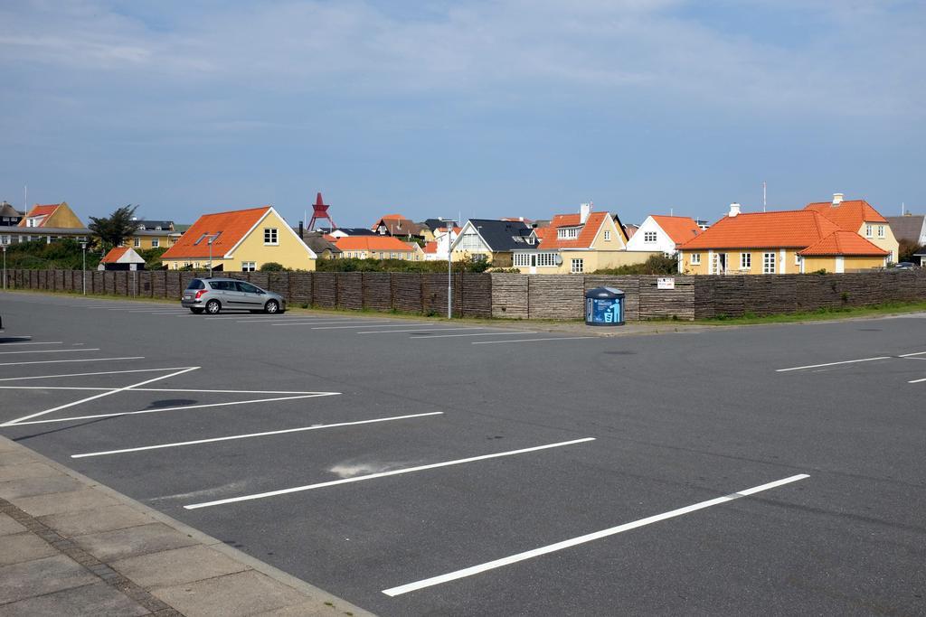 Lokken Hostel Exterior photo